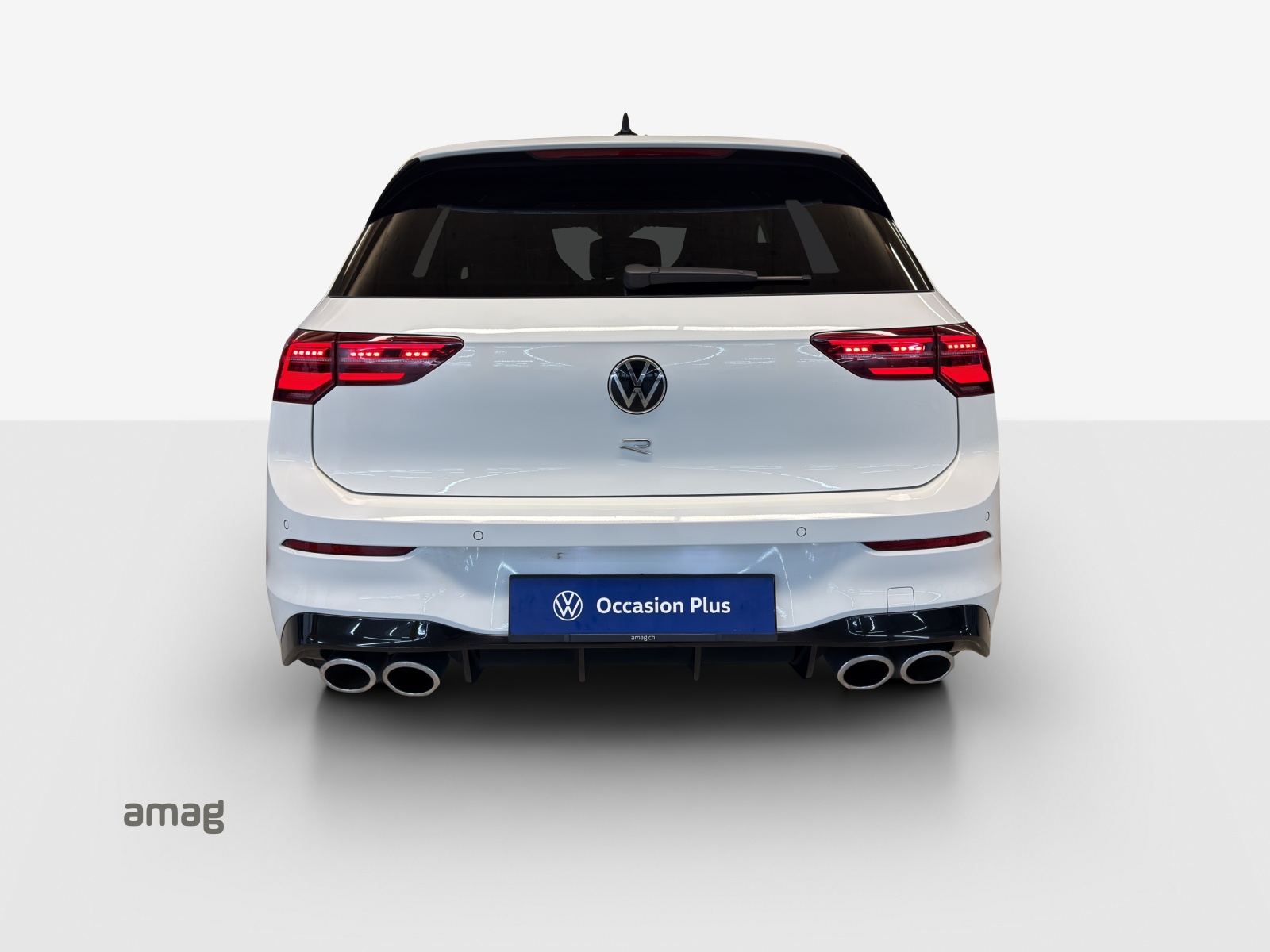 VW Golf 2.0 TSI R DSG 4Motion-image-3