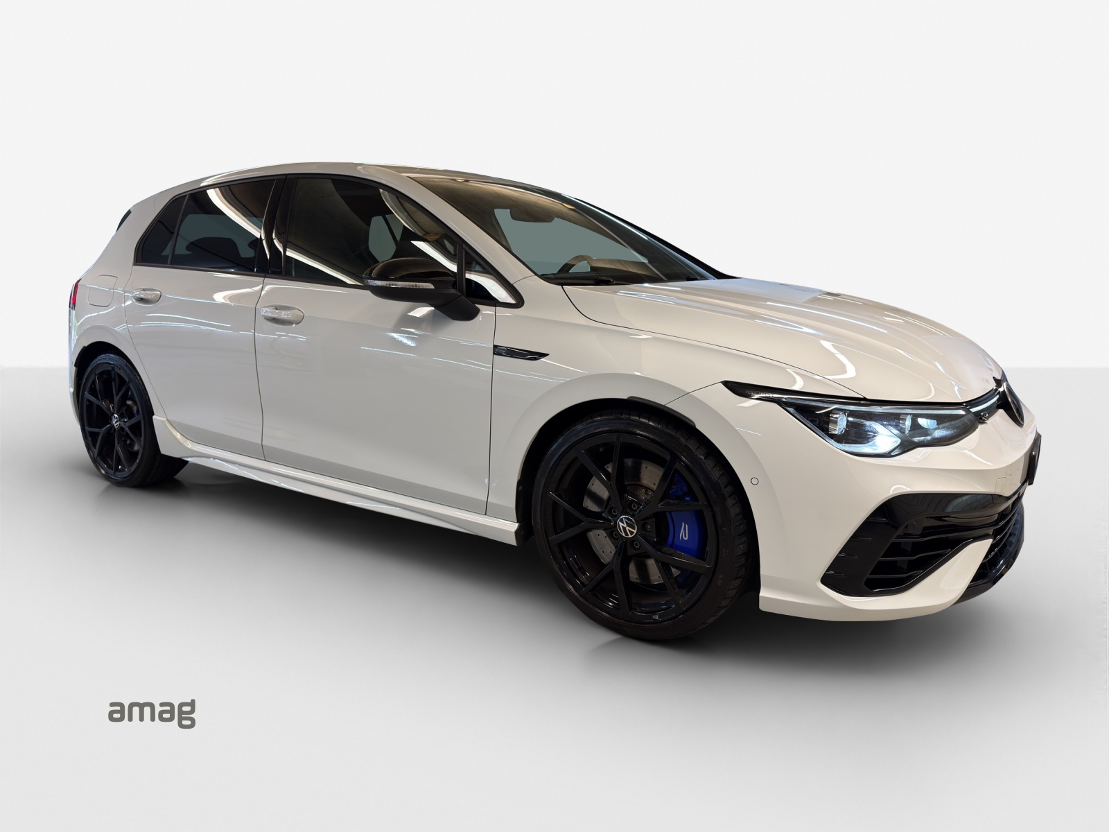 VW Golf 2.0 TSI R DSG 4Motion-image-5