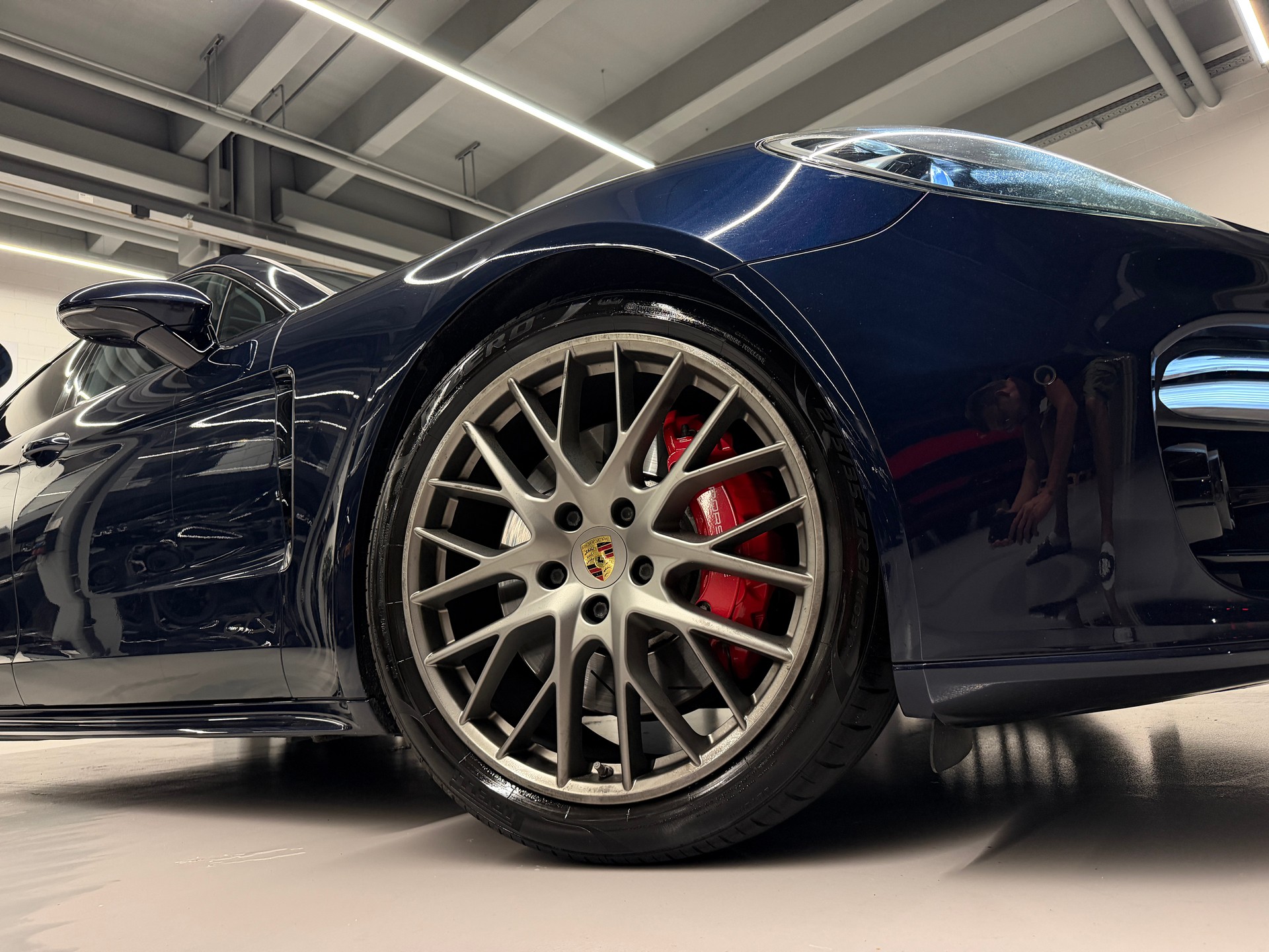 PORSCHE Panamera 4.0 V8 GTS *Porsche Approved bis 12/2026*Luftfahrwerk*Hinterachslenkung*Sport Chrono*-image-5