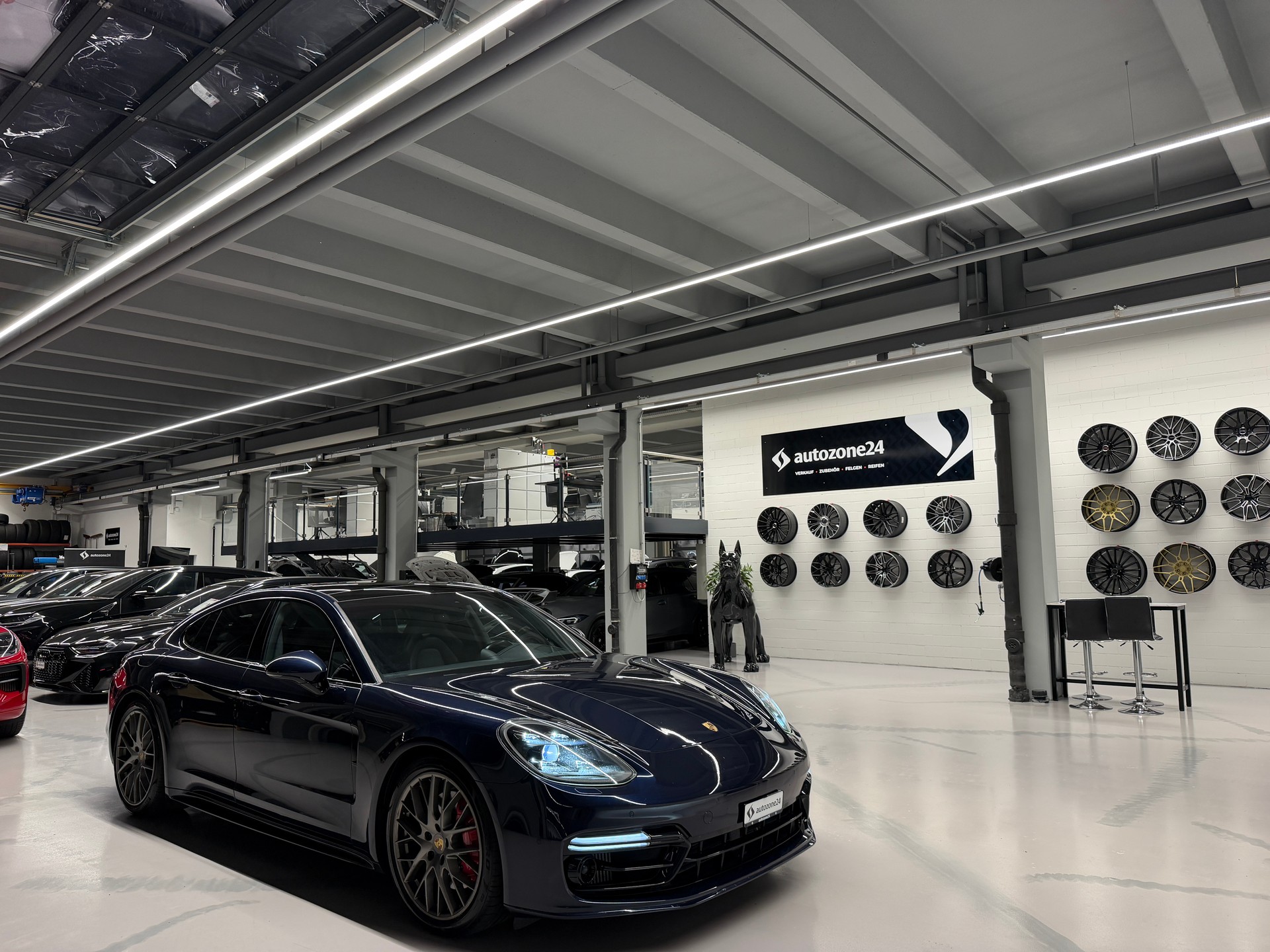 PORSCHE Panamera 4.0 V8 GTS *Porsche Approved bis 12/2026*Luftfahrwerk*Hinterachslenkung*Sport Chrono*-image-8