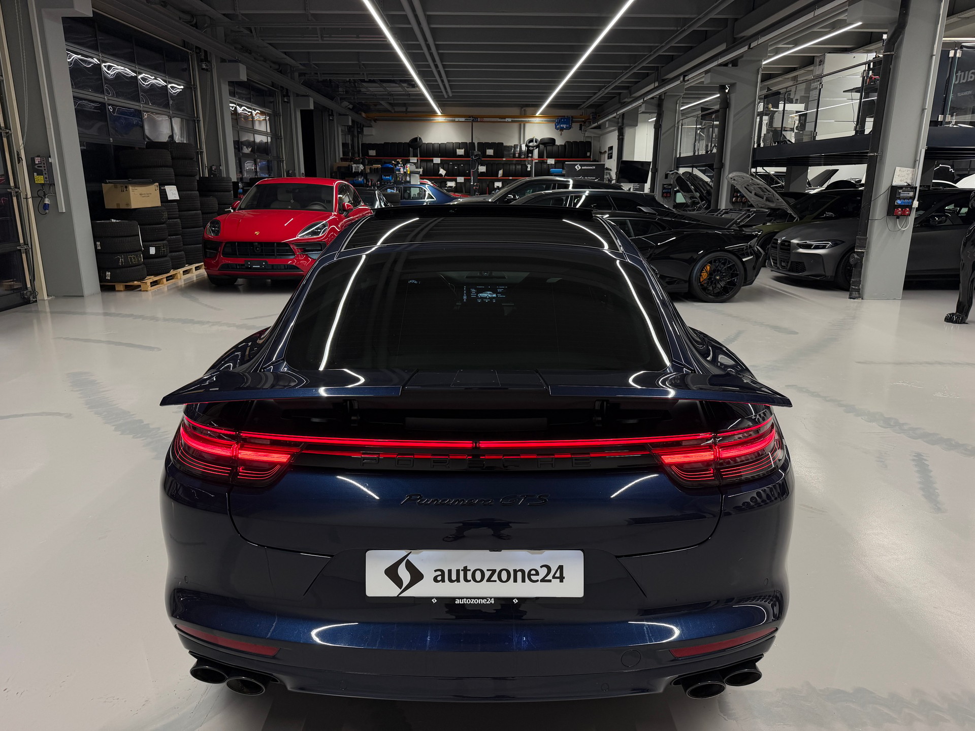 PORSCHE Panamera 4.0 V8 GTS *Porsche Approved bis 12/2026*Luftfahrwerk*Hinterachslenkung*Sport Chrono*-image-14