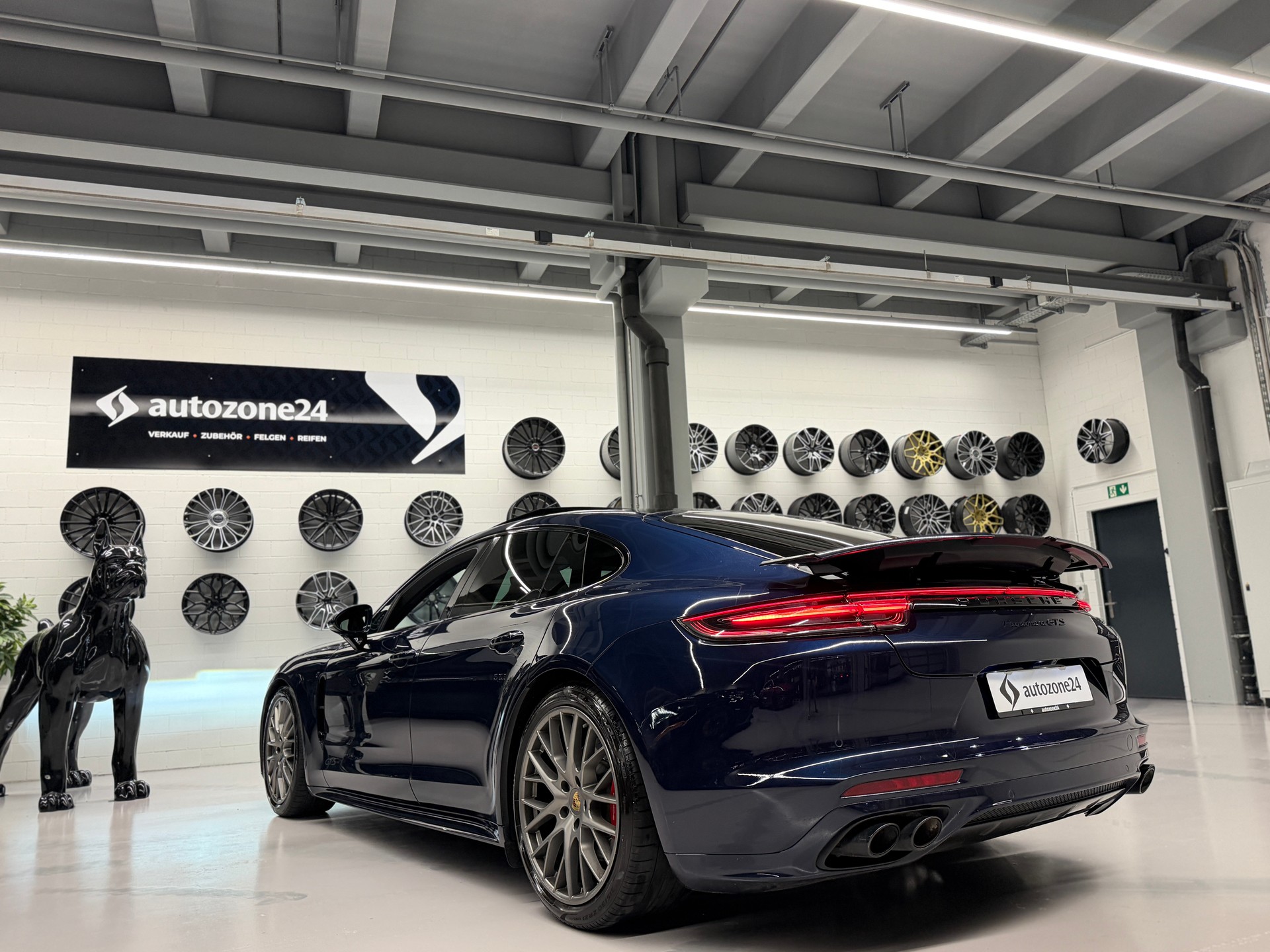 PORSCHE Panamera 4.0 V8 GTS *Porsche Approved bis 12/2026*Luftfahrwerk*Hinterachslenkung*Sport Chrono*-image-2