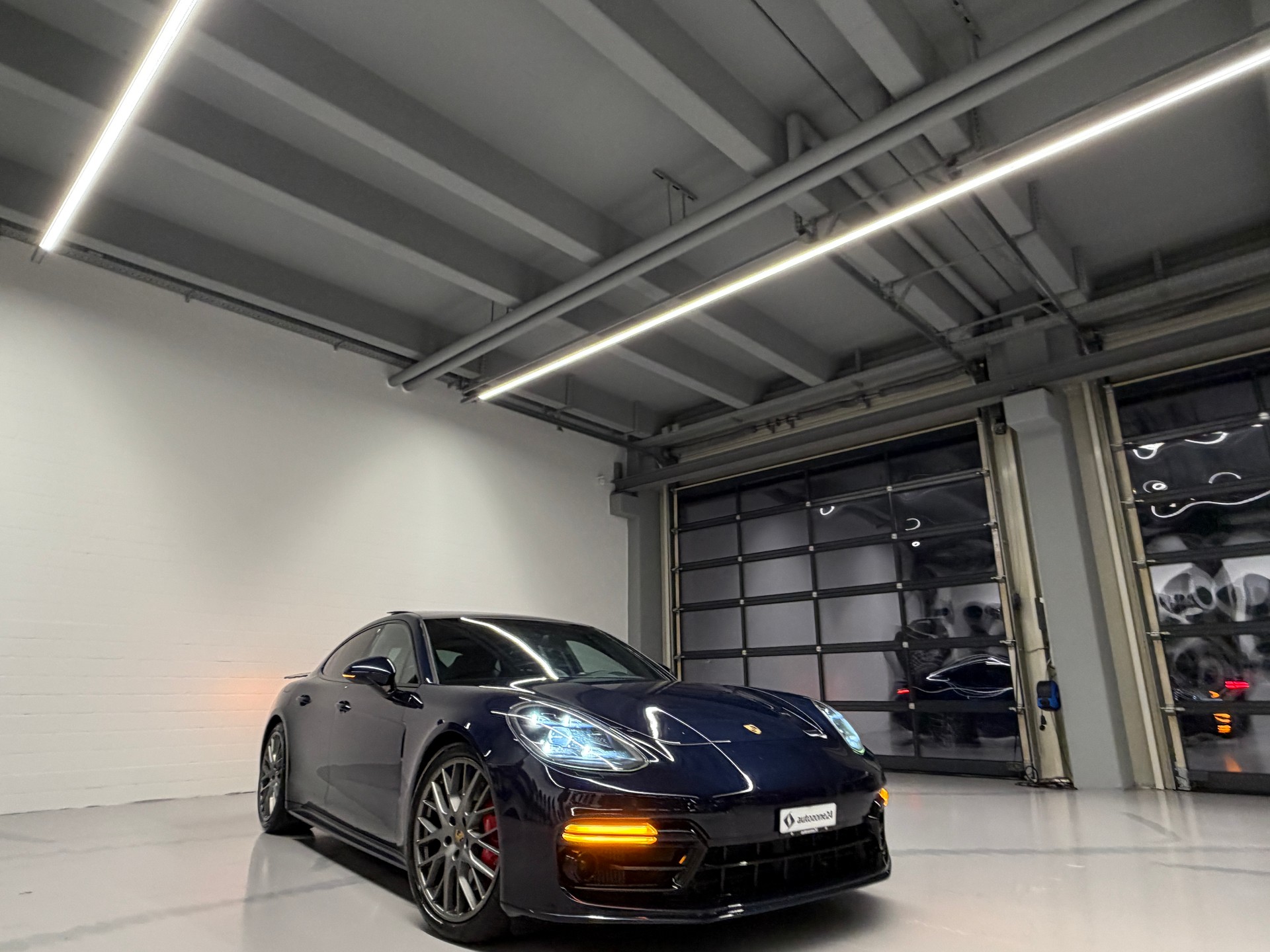 PORSCHE Panamera 4.0 V8 GTS *Porsche Approved bis 12/2026*Luftfahrwerk*Hinterachslenkung*Sport Chrono*-image-11