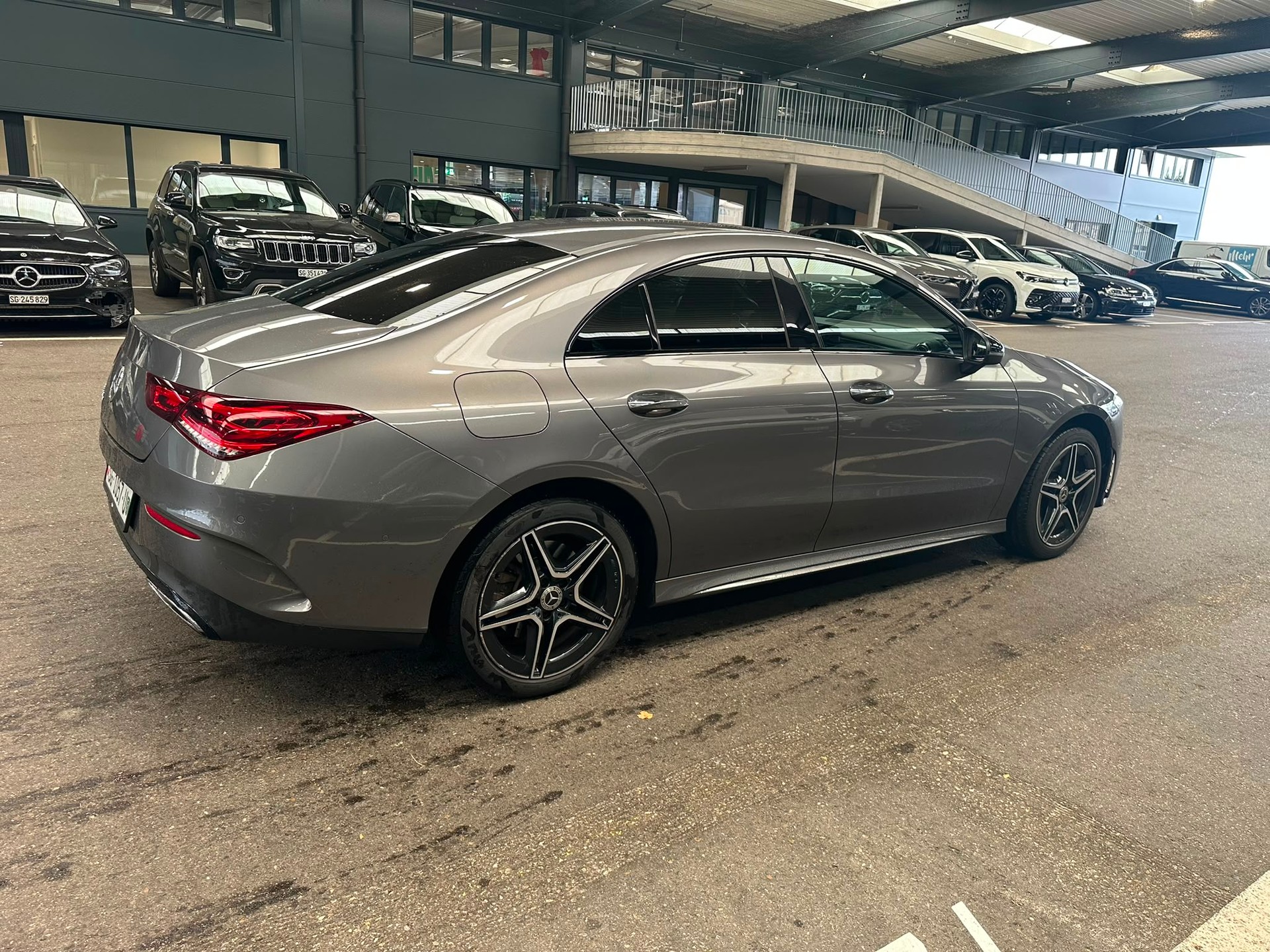 MERCEDES-BENZ CLA 250 e AMG Line-image-4