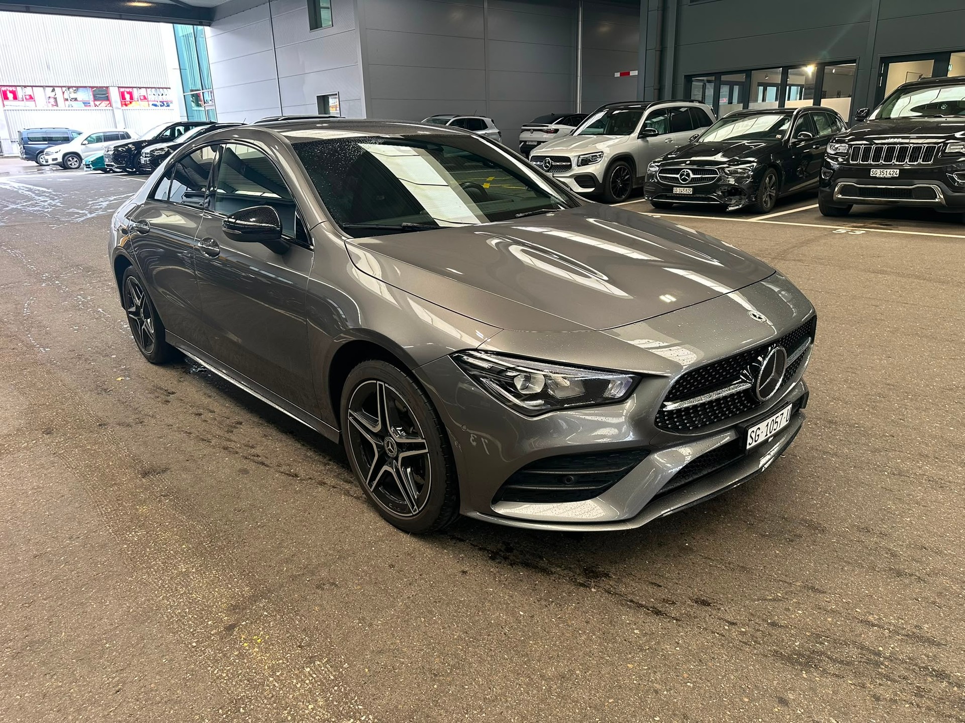 MERCEDES-BENZ CLA 250 e AMG Line-image-2