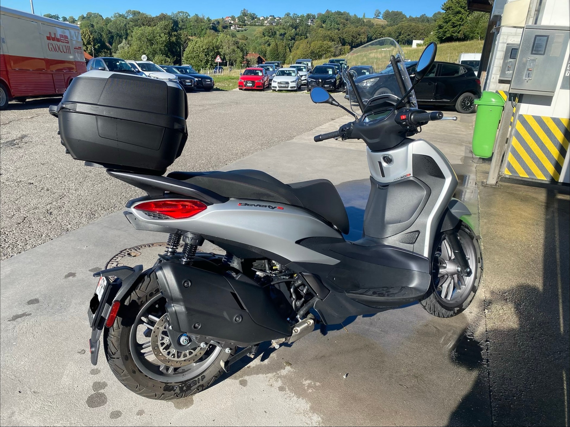 PIAGGIO Beverly 400 Sport