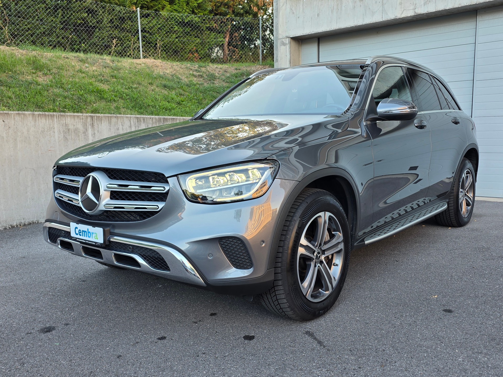 MERCEDES-BENZ GLC 300 e AMG Line Plus 4Matic 9G-Tronic-image-0