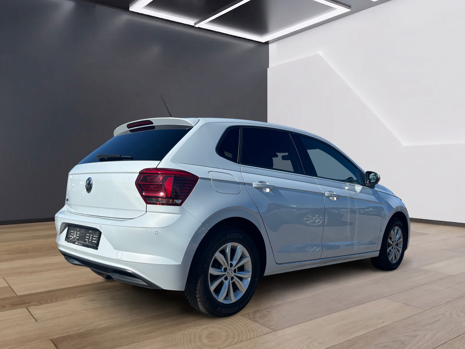 VW Polo 1.6 TDI Highline DSG-showroom-element-2