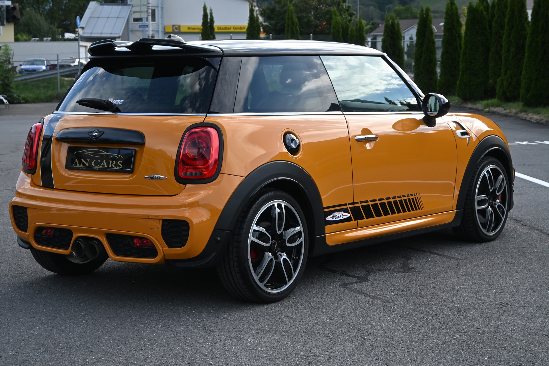 MINI F56 John Cooper Works Motorsport International Limited Edition Top Fahrzeug Einzigartig Frisch ab Mfk & Service-image-11