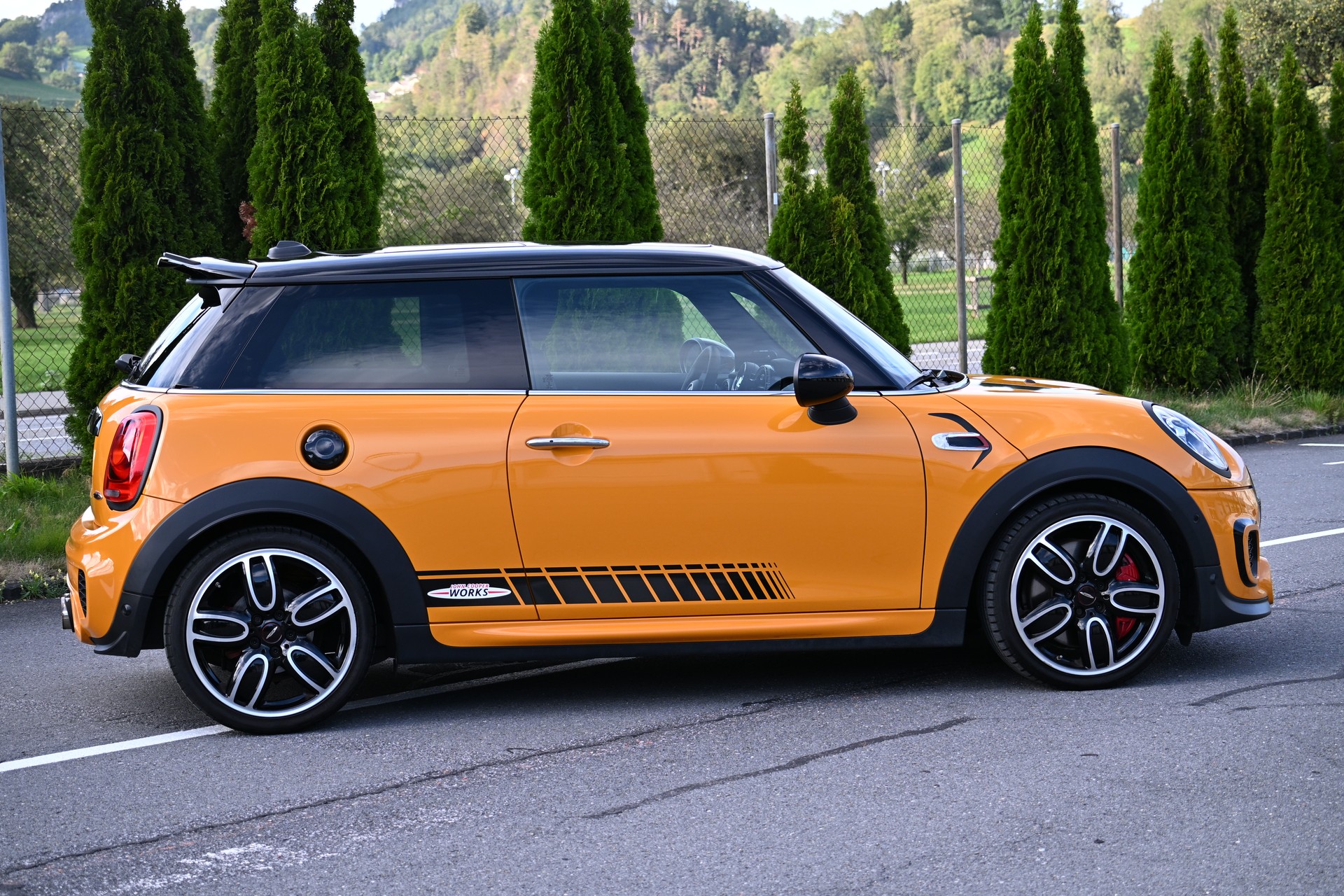 MINI F56 John Cooper Works Motorsport International Limited Edition Top Fahrzeug Einzigartig Frisch ab Mfk & Service-image-4