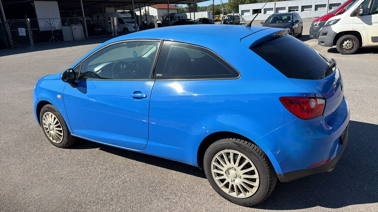 SEAT Ibiza 1.9 TDI Sport-image-3