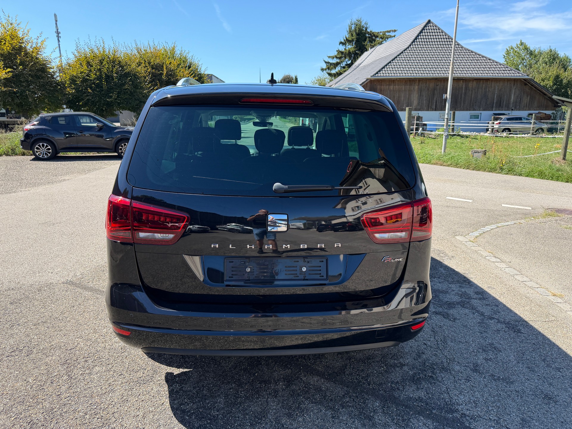 SEAT Alhambra 1.4 TSI DSG SWISS FR2-image-3