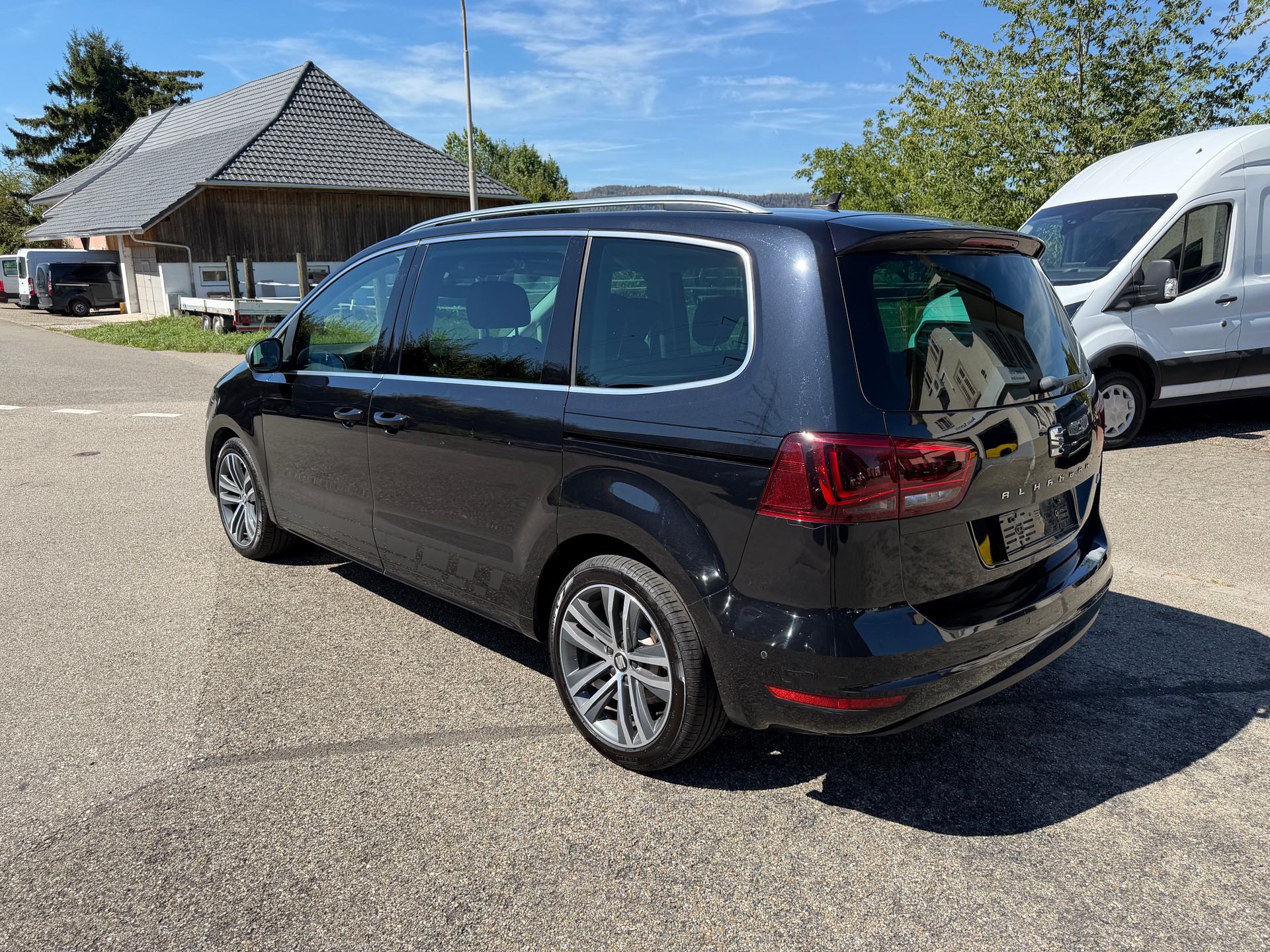 SEAT Alhambra 1.4 TSI DSG SWISS FR2-image-2