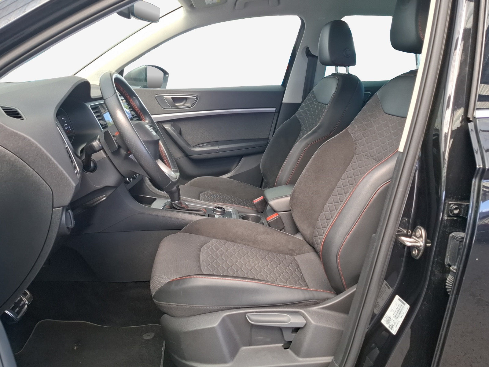 SEAT Ateca 2.0 TSI Hola FR 4Drive DSG-image-7