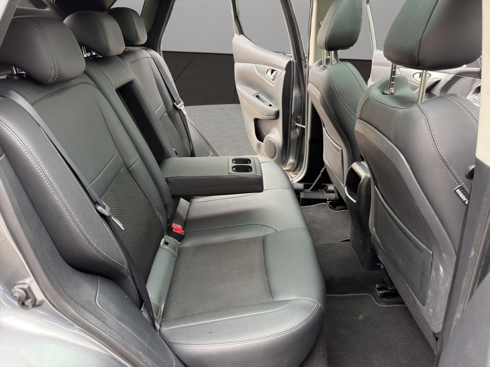 NISSAN Qashqai 1.3 DIG-T tekna DCT-image-17