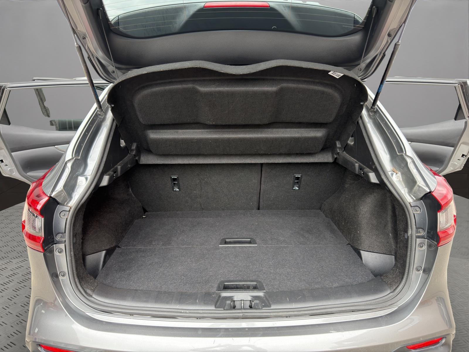 NISSAN Qashqai 1.3 DIG-T tekna DCT-image-18