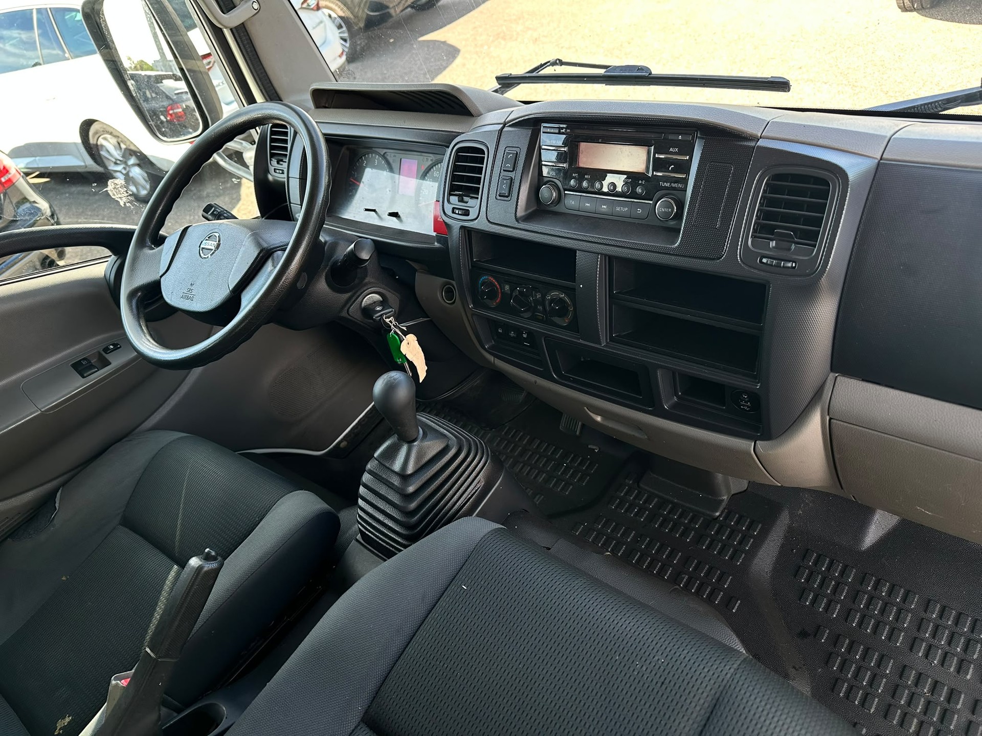 NISSAN NT400 Cabstar 35.14 L2 PRO * Frisch ab MFK * 6-Sitze * Klima * Sitzheizung * Anhängerkupplung *-image-12