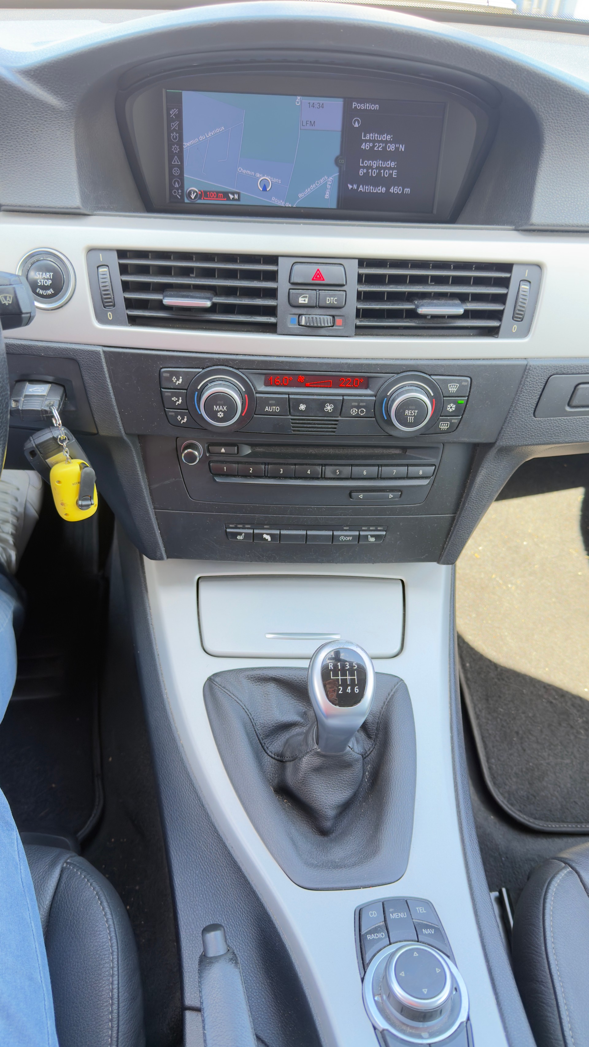 BMW 320i Touring-image-7