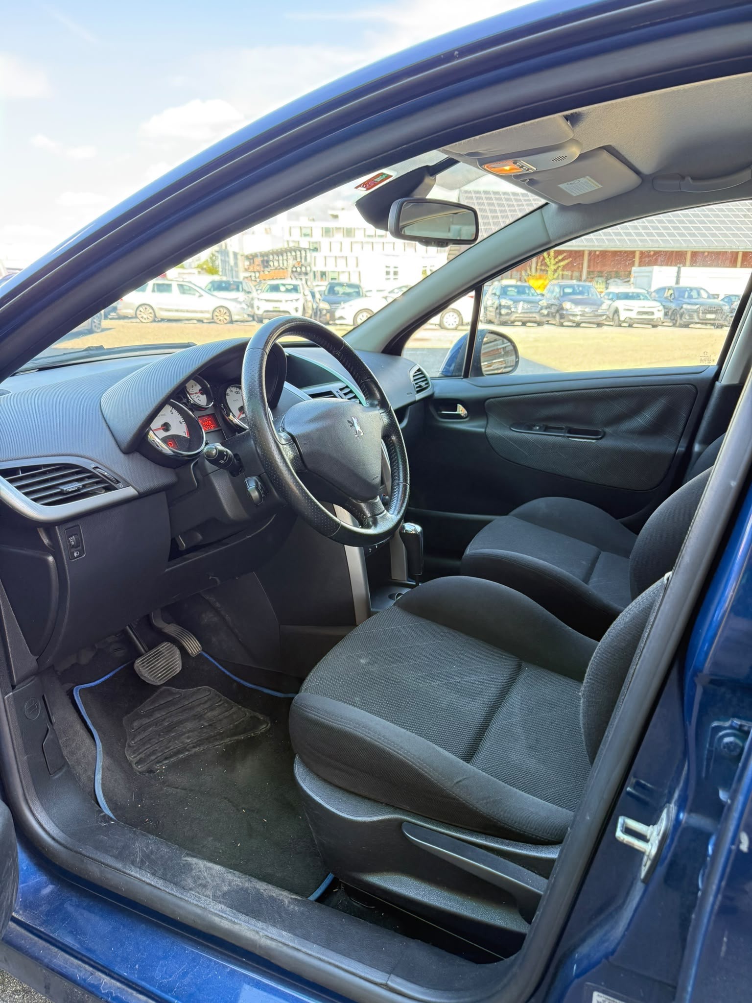 PEUGEOT 207 1.6 16V Black&Silver-image-8