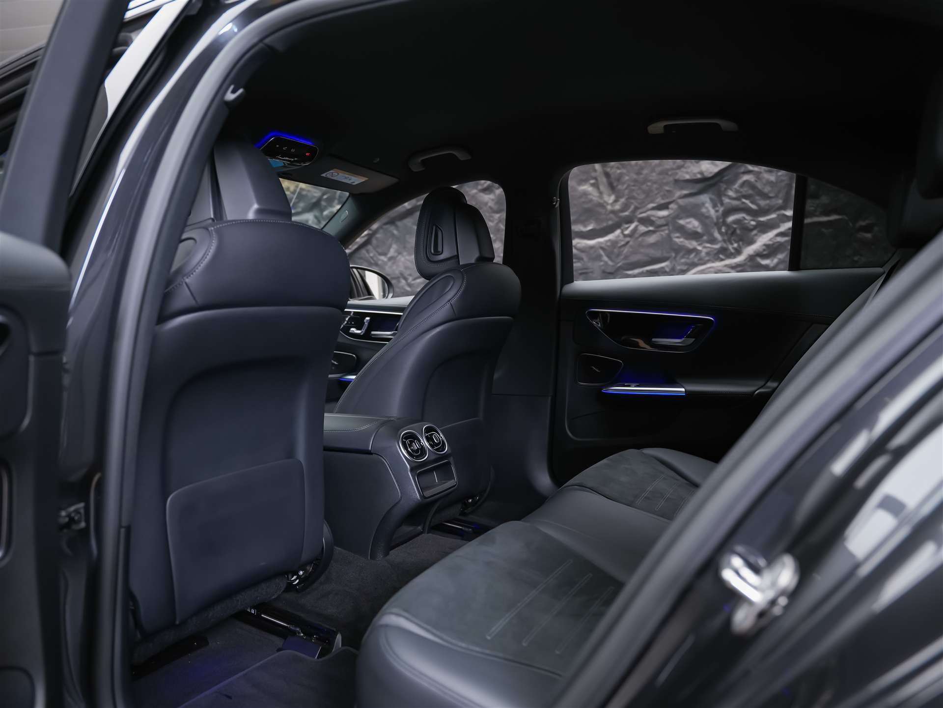 MERCEDES-BENZ C 300 d 4 Matic* 20" Felgen*-image-10