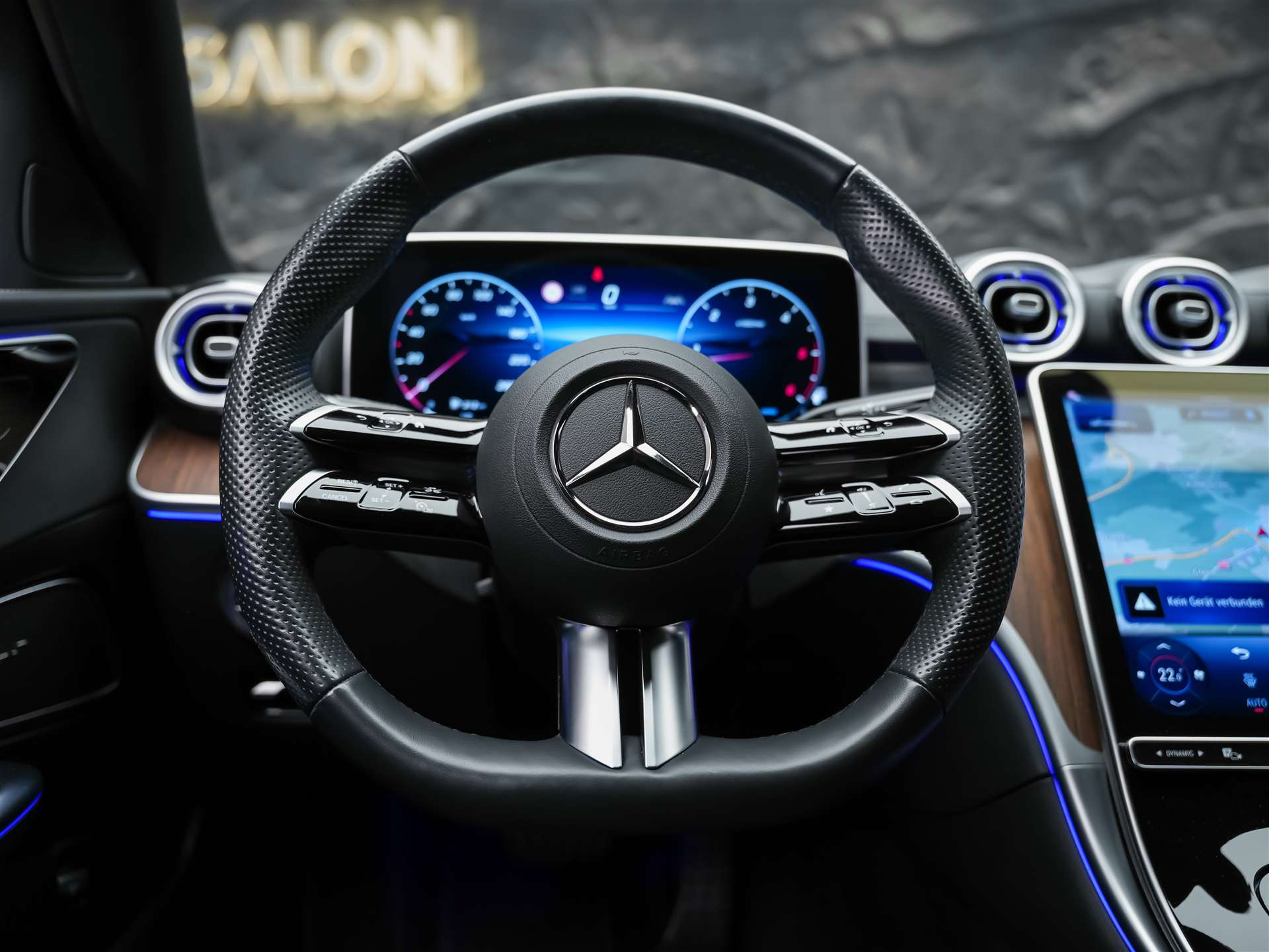 MERCEDES-BENZ C 300 d 4 Matic* 20" Felgen*-image-26