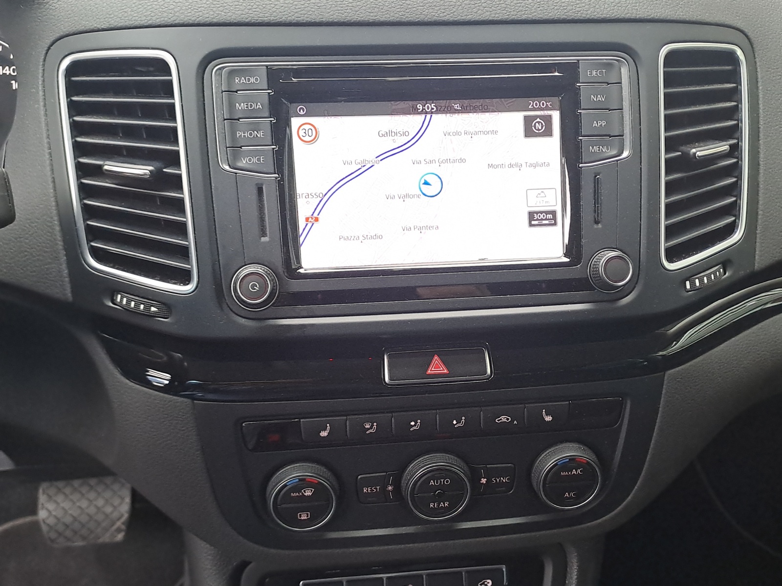 SEAT Alhambra 1.4 TSI DSG Hola FR-image-10