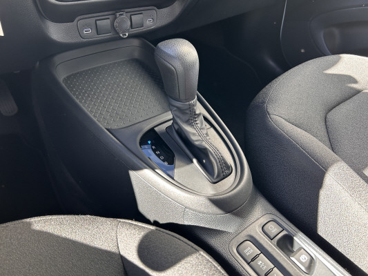 TOYOTA Aygo X 1.5 com. com.-image-12