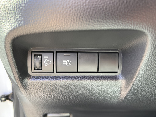 TOYOTA Aygo X 1.5 com. com.-image-14