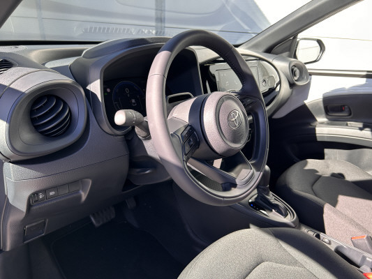 TOYOTA Aygo X 1.5 com. com.-image-7