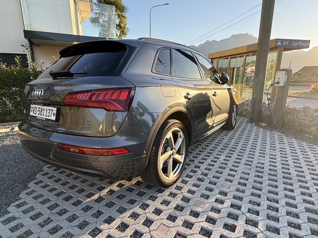 AUDI 2.0 TFSI Sport qu. S-Tronic-image-3