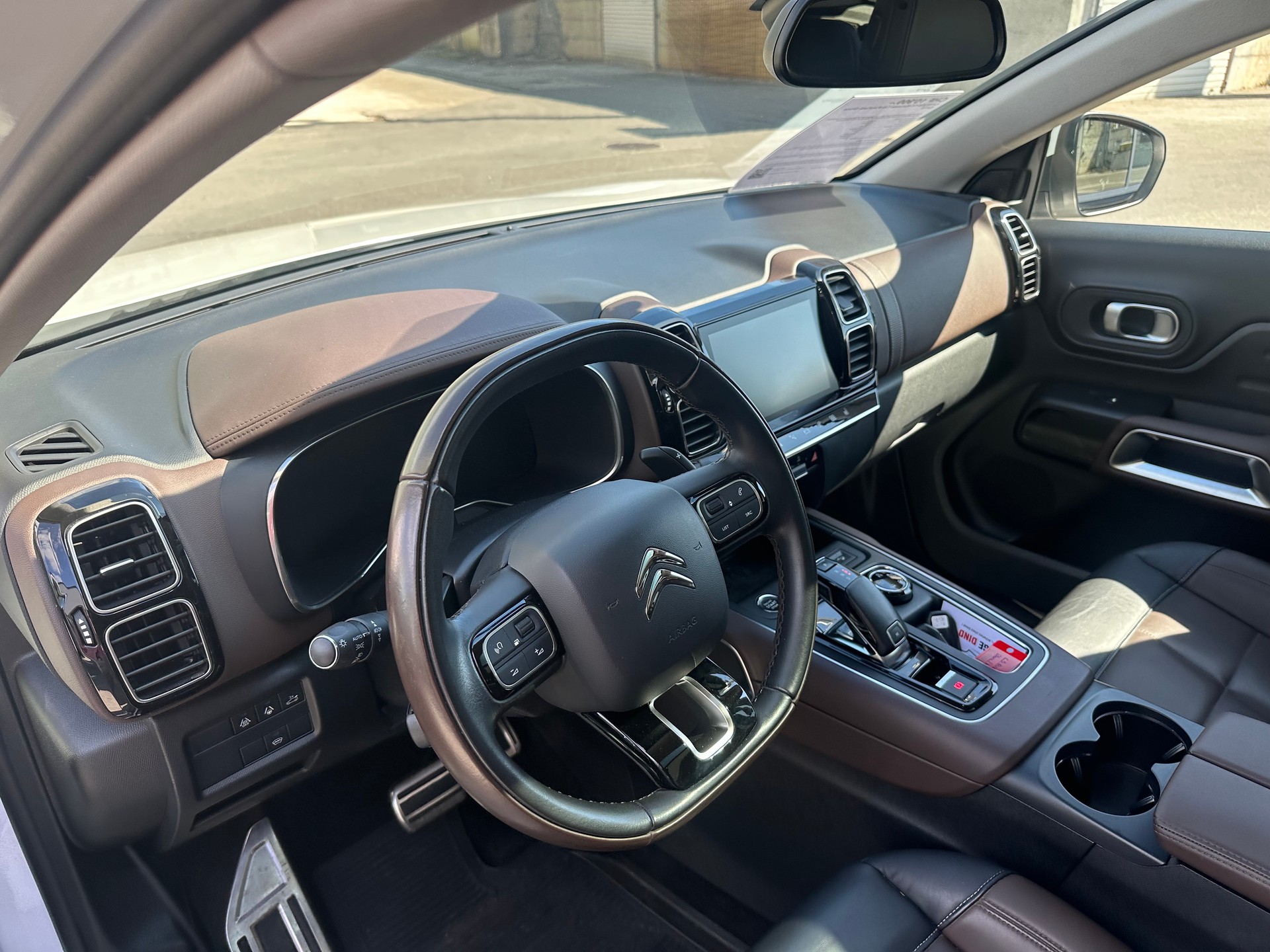 CITROEN C5 Aircross 1.6i PureTech Shine EAT8-image-6