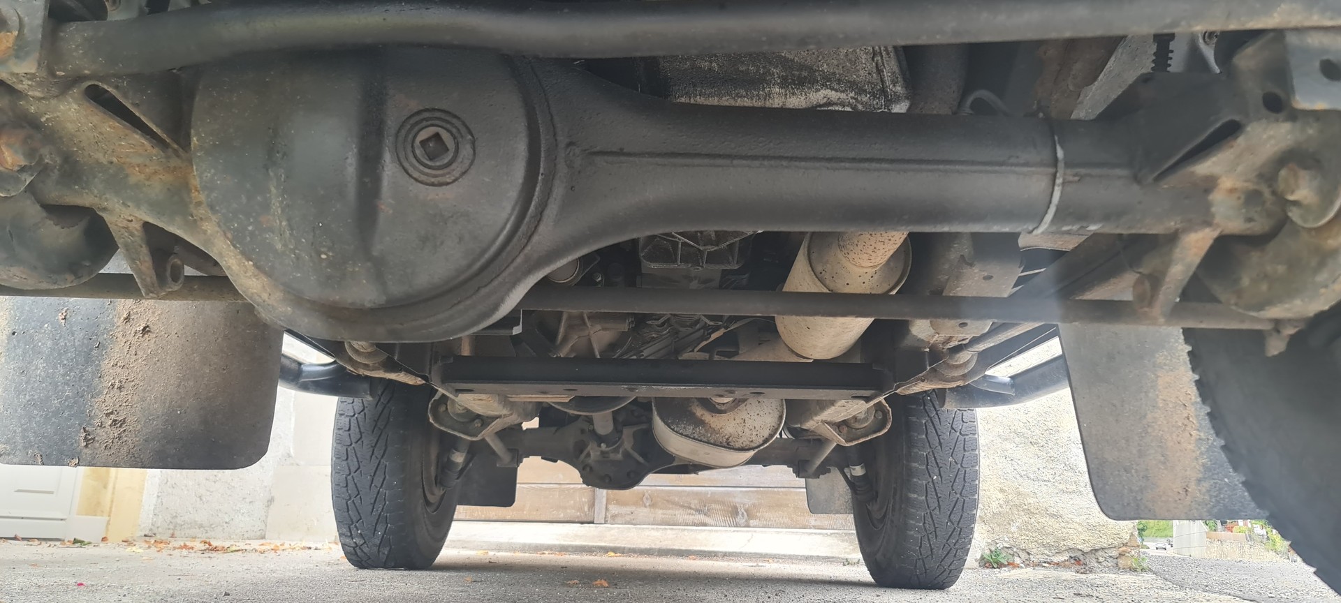 LAND ROVER Defender 90 SW 2.5 Td5-image-14