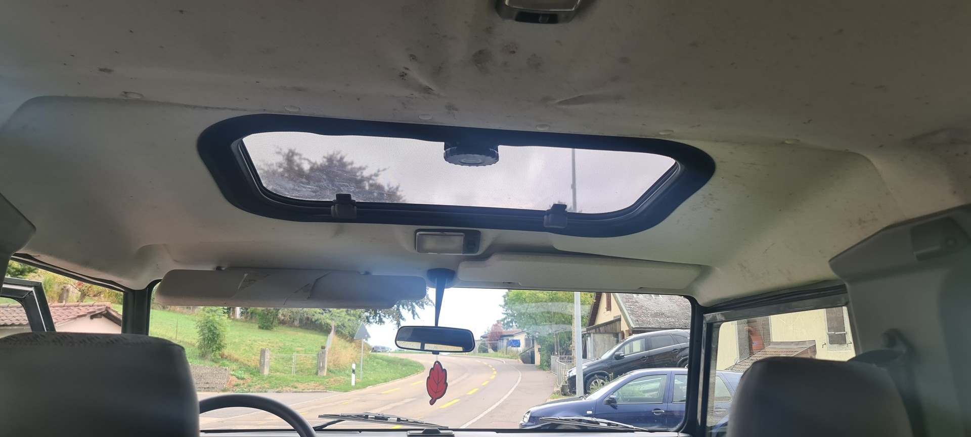 LAND ROVER Defender 90 SW 2.5 Td5-image-6