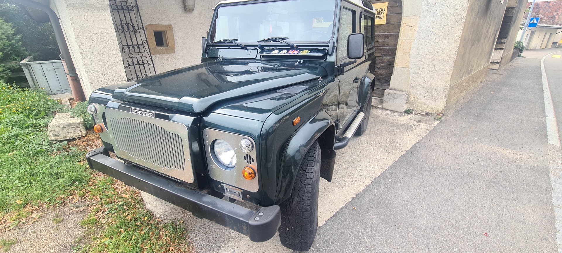 LAND ROVER Defender 90 SW 2.5 Td5-image-1