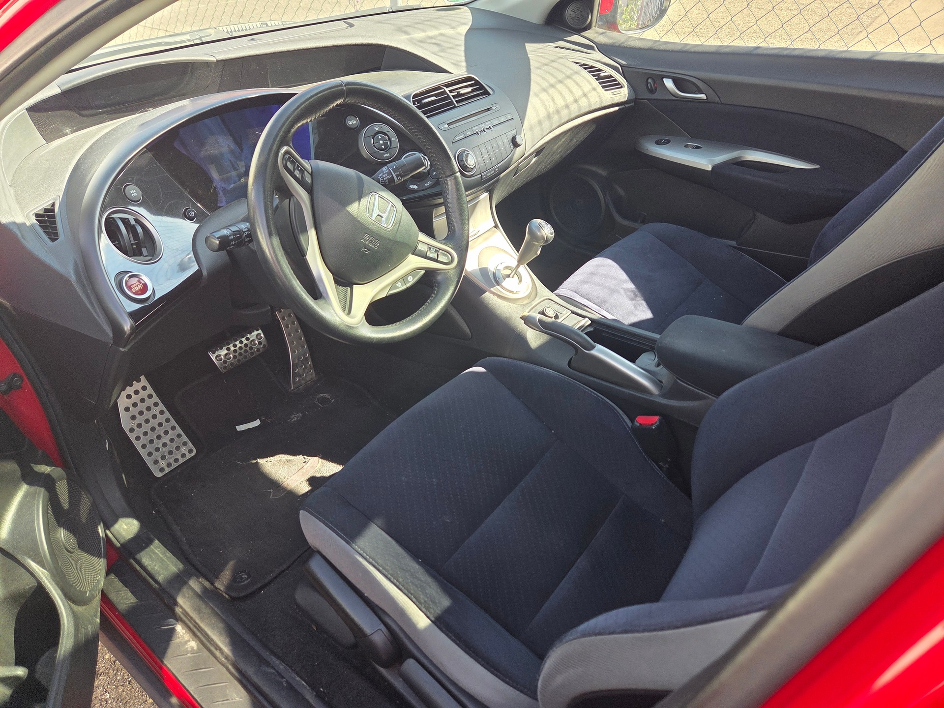 HONDA Civic 1.8i Type-S i-Shift-image-3