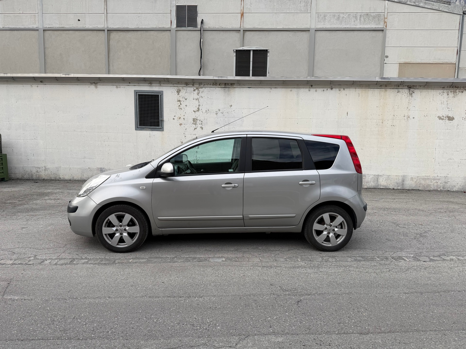 NISSAN Note 1.6 acenta-image-2