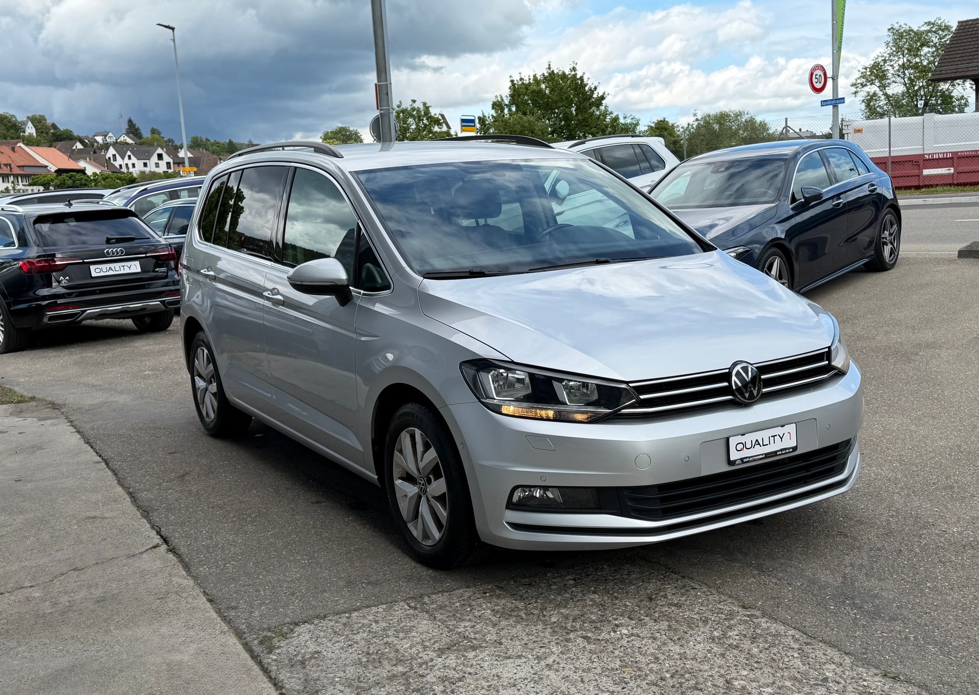 VW Touran 2.0 TDI BlueMotion Technology Comfortline DSG-image-2