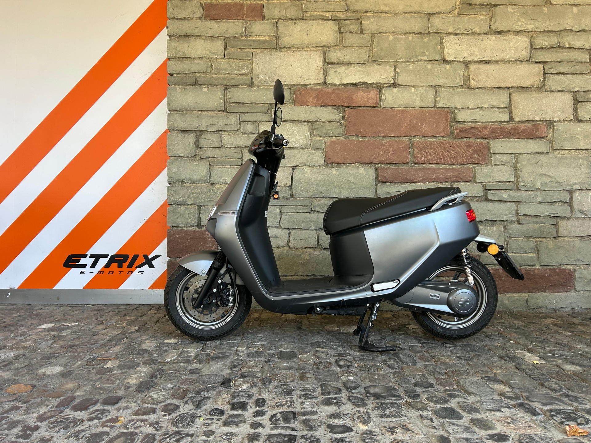 ECOOTER E2R-showroom-element-1