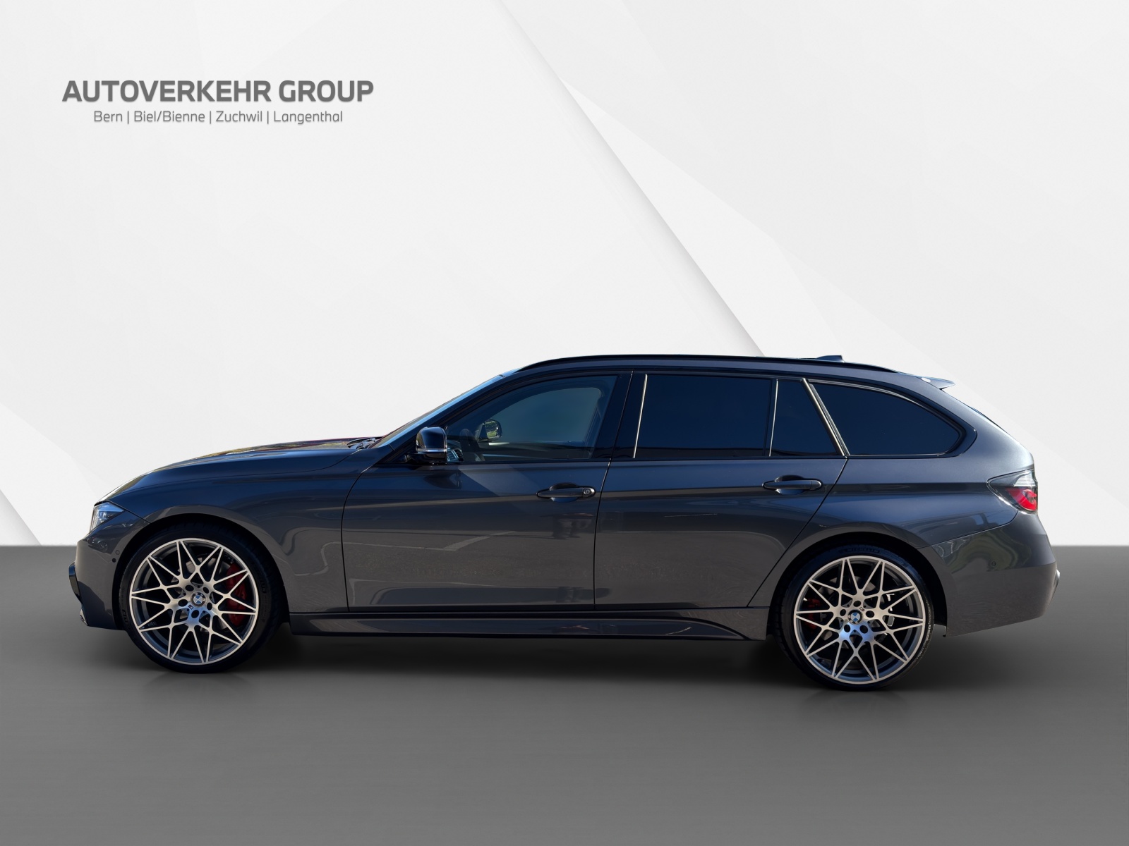 BMW 340i xDrive Touring Edition M Sport-showroom-element-2