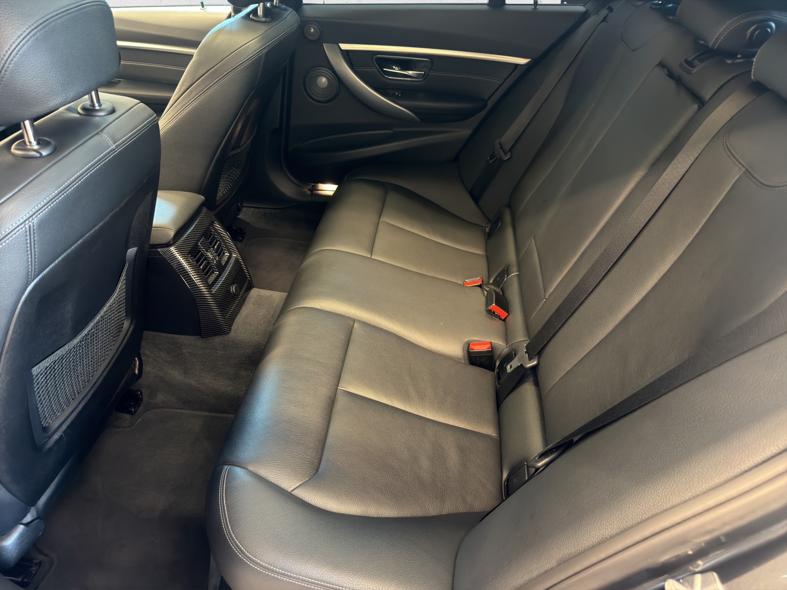 BMW 340i xDrive Touring Edition M Sport-image-10