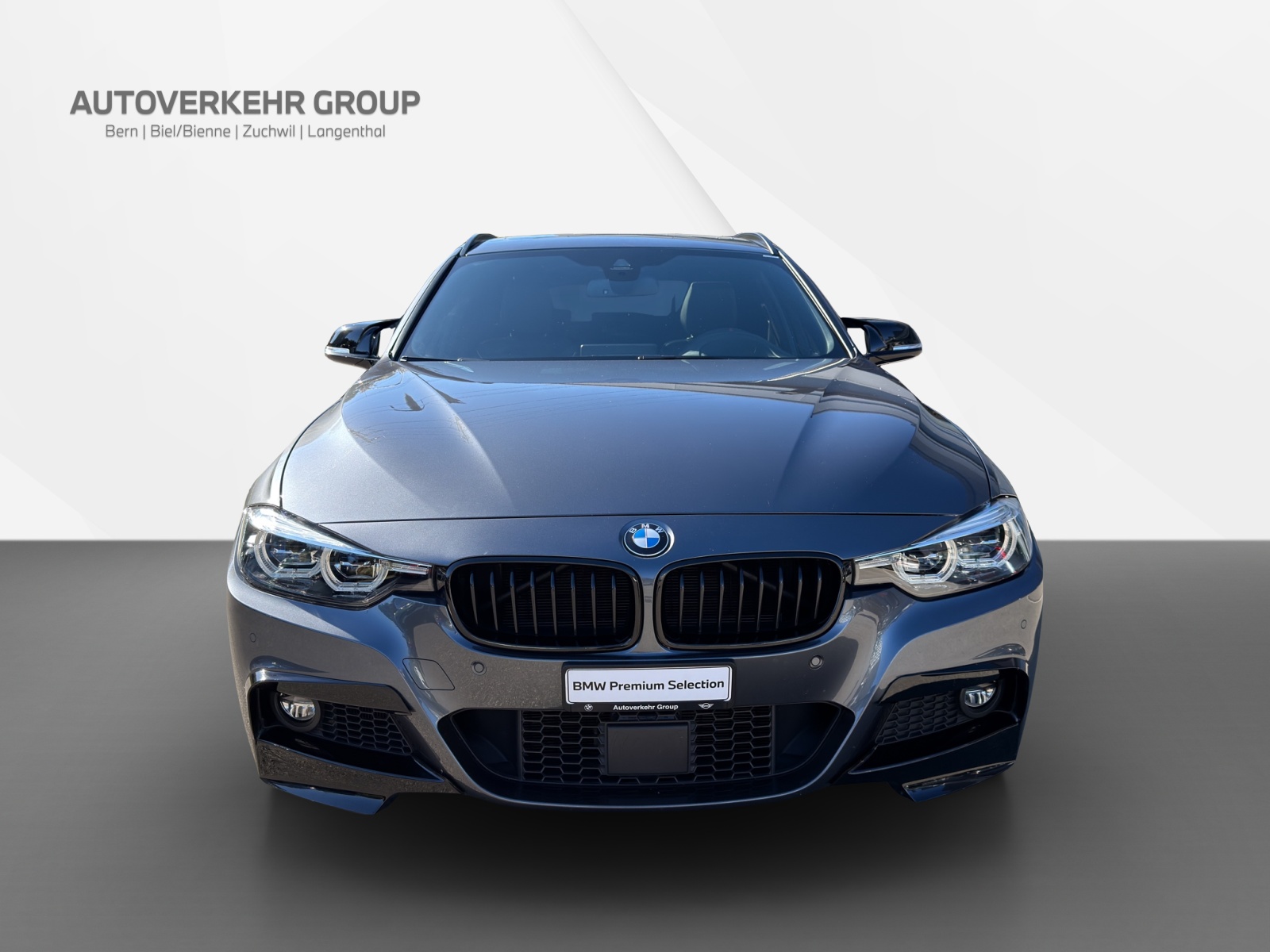 BMW 340i xDrive Touring Edition M Sport-showroom-element-1