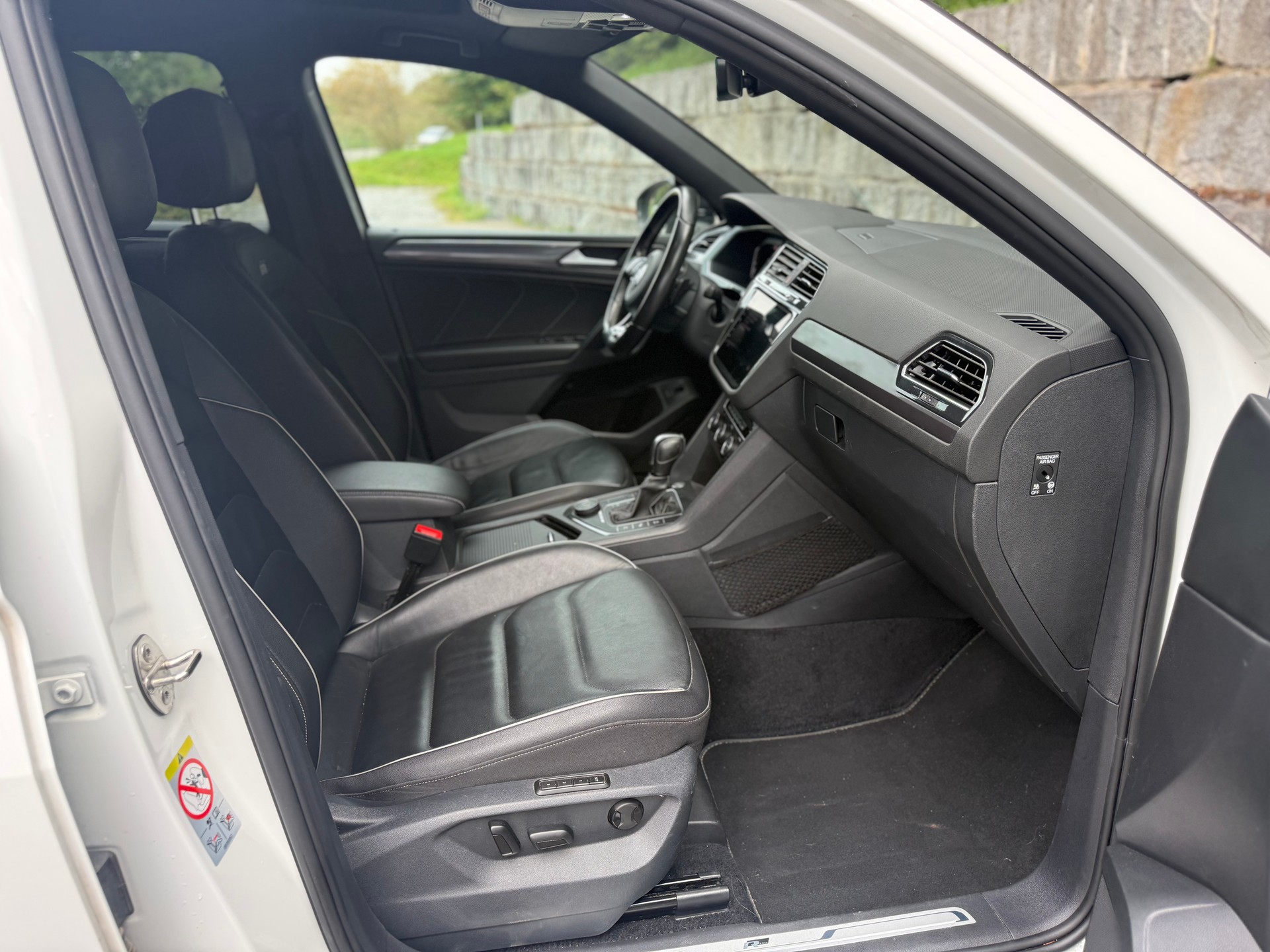 VW Tiguan Allspace 2.0 TDI R-Line 4MotionDSG-image-9