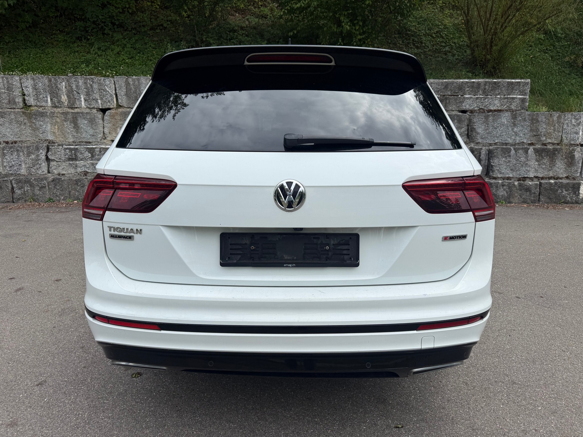 VW Tiguan Allspace 2.0 TDI R-Line 4MotionDSG-image-13