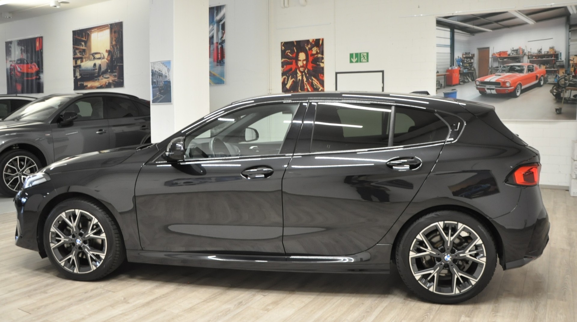 BMW 118d Steptronic M Sport Pro-image-2
