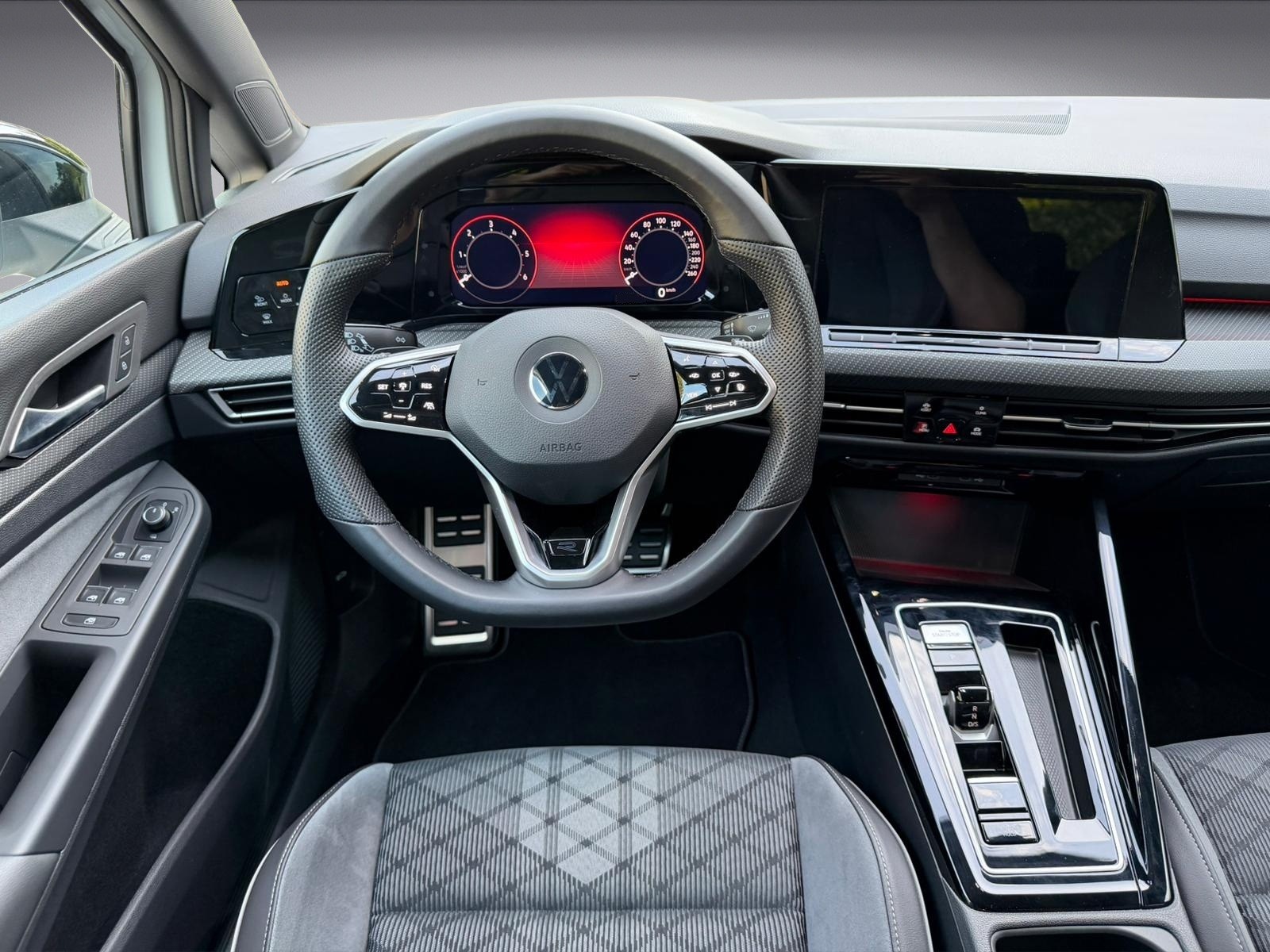 VW Golf 2.0 TDI R-Line DSG 4Motion * 150 PS * R Sport Line * Black Style Paket * Perlmutteffekt-Lackierung *-image-8