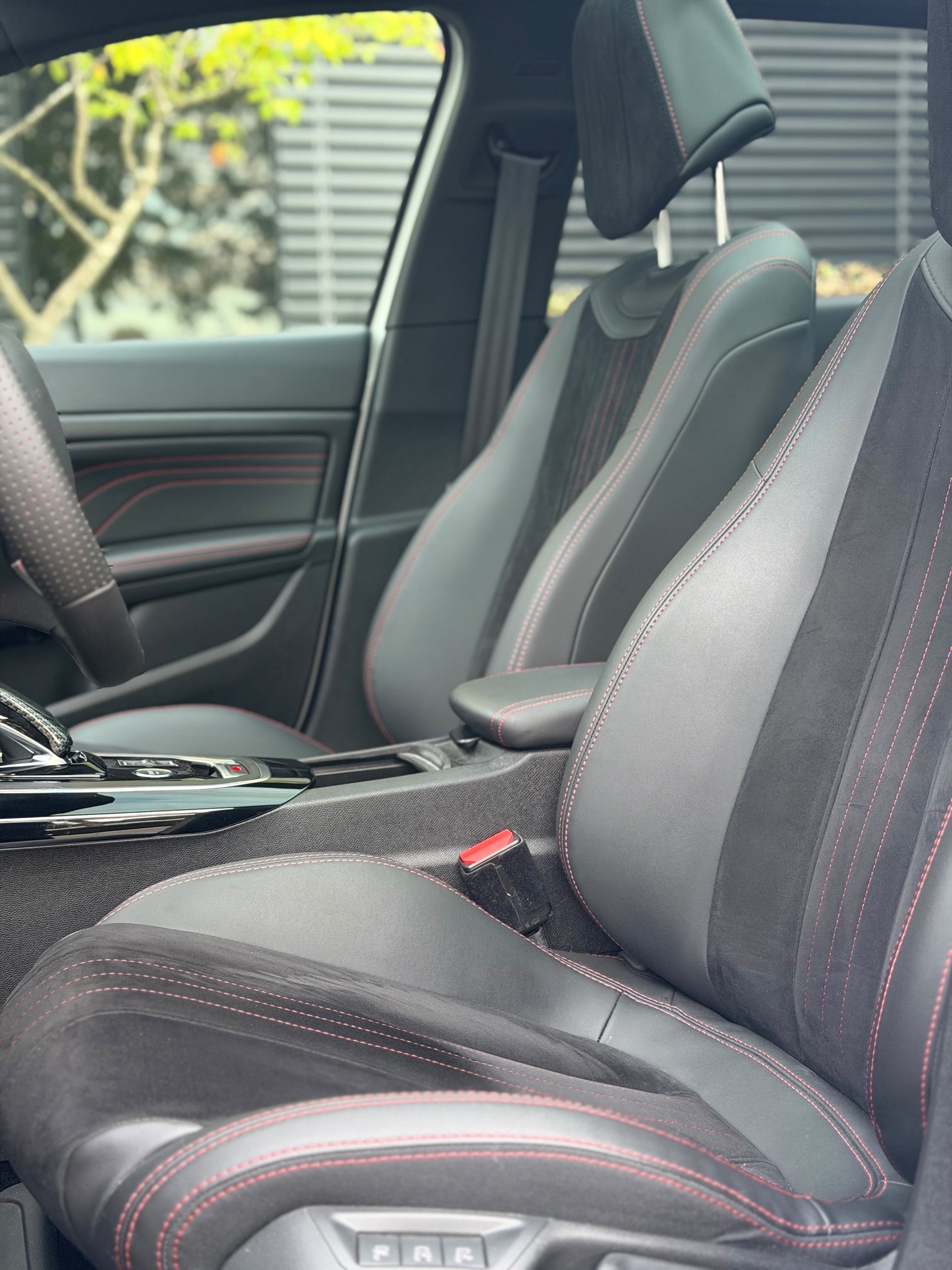 PEUGEOT 308 SW 2.0 BlueHDI GT EAT8-image-7