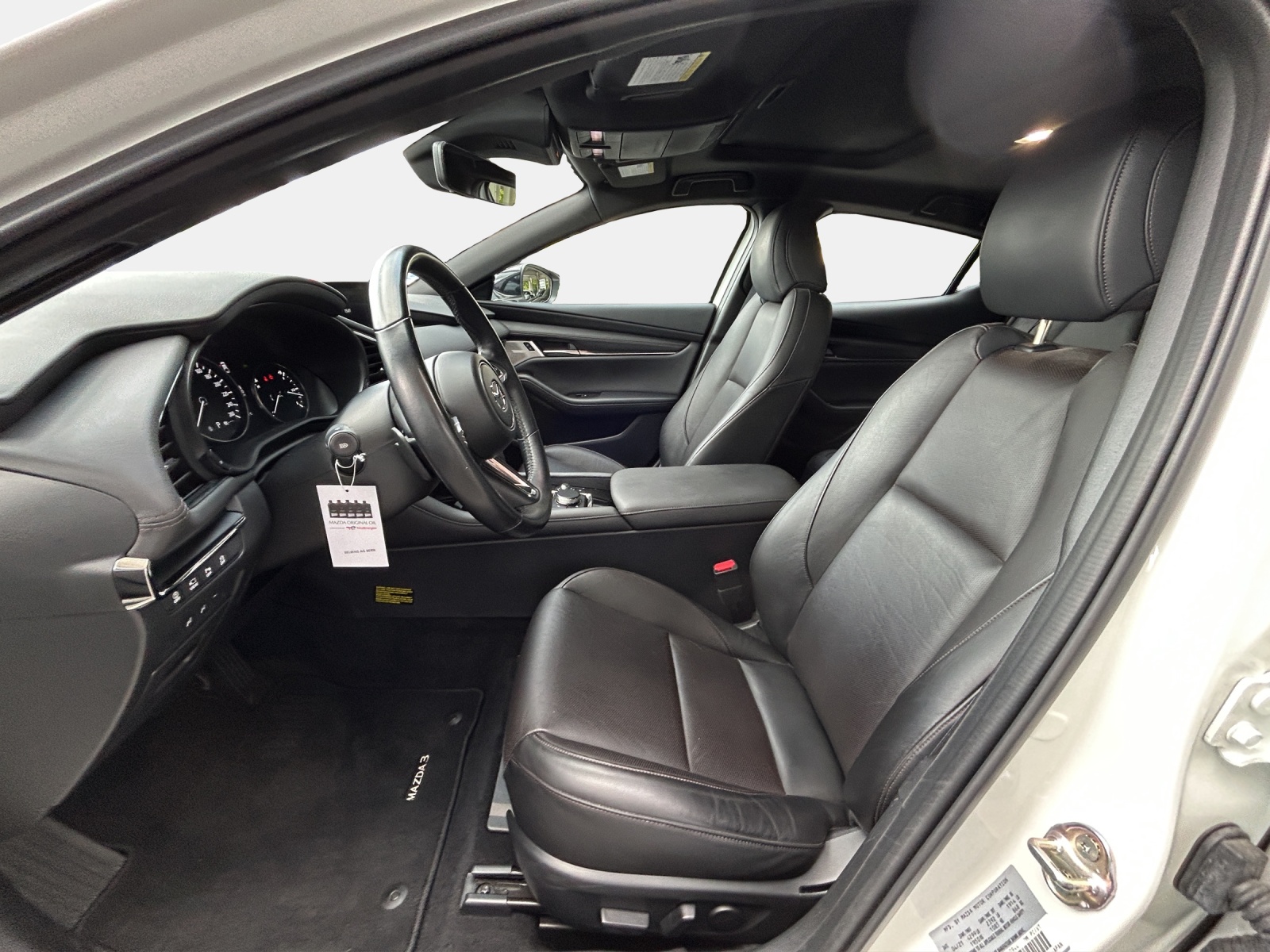 MAZDA 3 2.0/186 Revolution 4x4-image-9