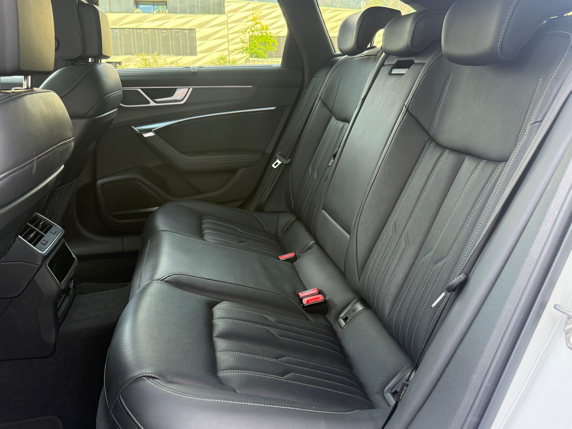 AUDI RS6 Avant 4.0 TFSI V8 Performance quattro-image-7
