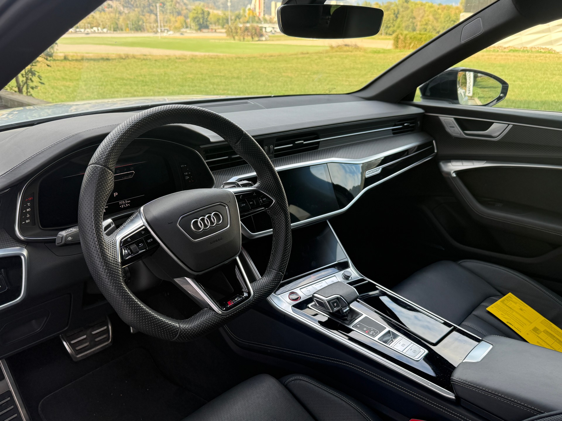AUDI RS6 Avant 4.0 TFSI V8 Performance quattro-image-5