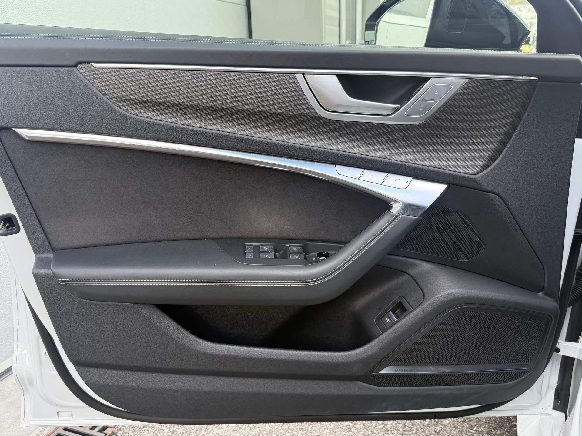AUDI RS6 Avant 4.0 TFSI V8 Performance quattro-image-6